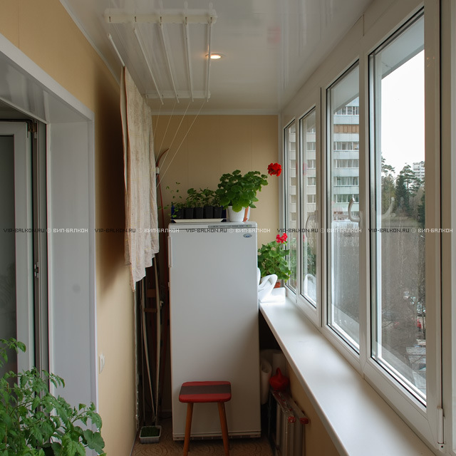внутренняя отделка балкона