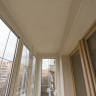 Отделка потолка и стен балкона в едином стиле