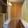 Встроенный шкаф из двух секций разной ширины